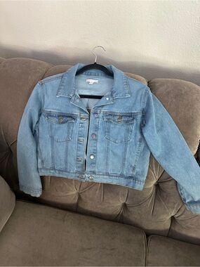 light-wash GB Girls denim jacket SZ L